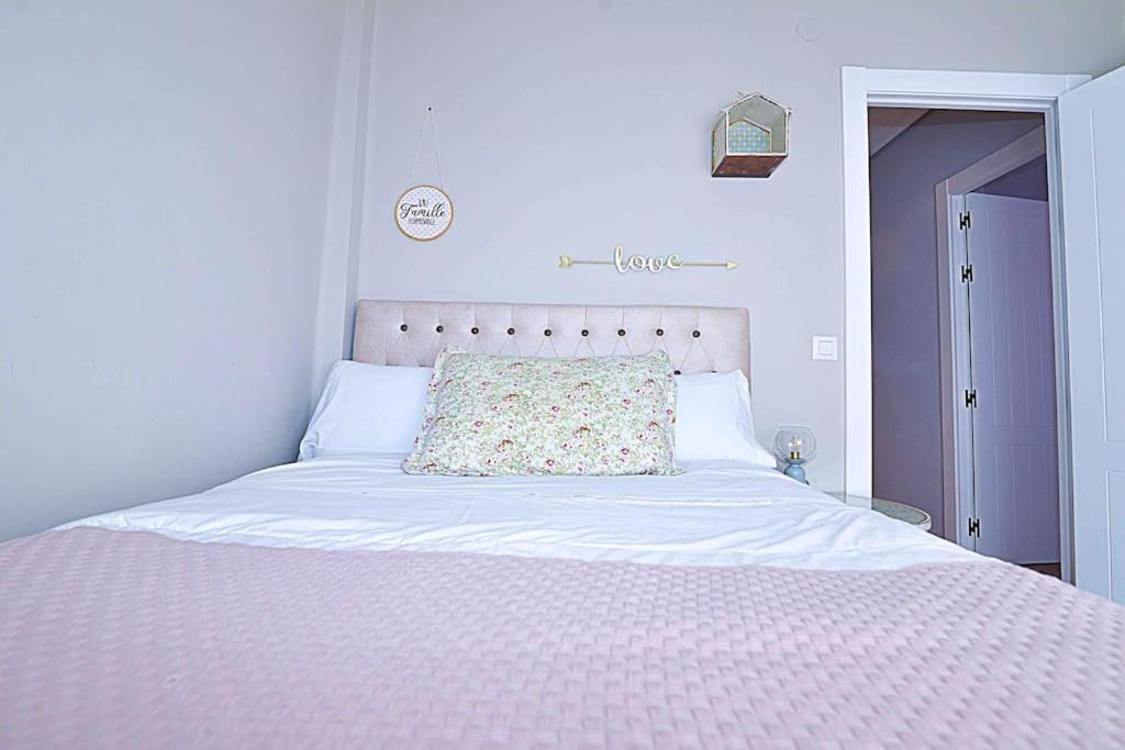 Apartamento Con Encanto "Las Raices" Santander Eksteriør billede